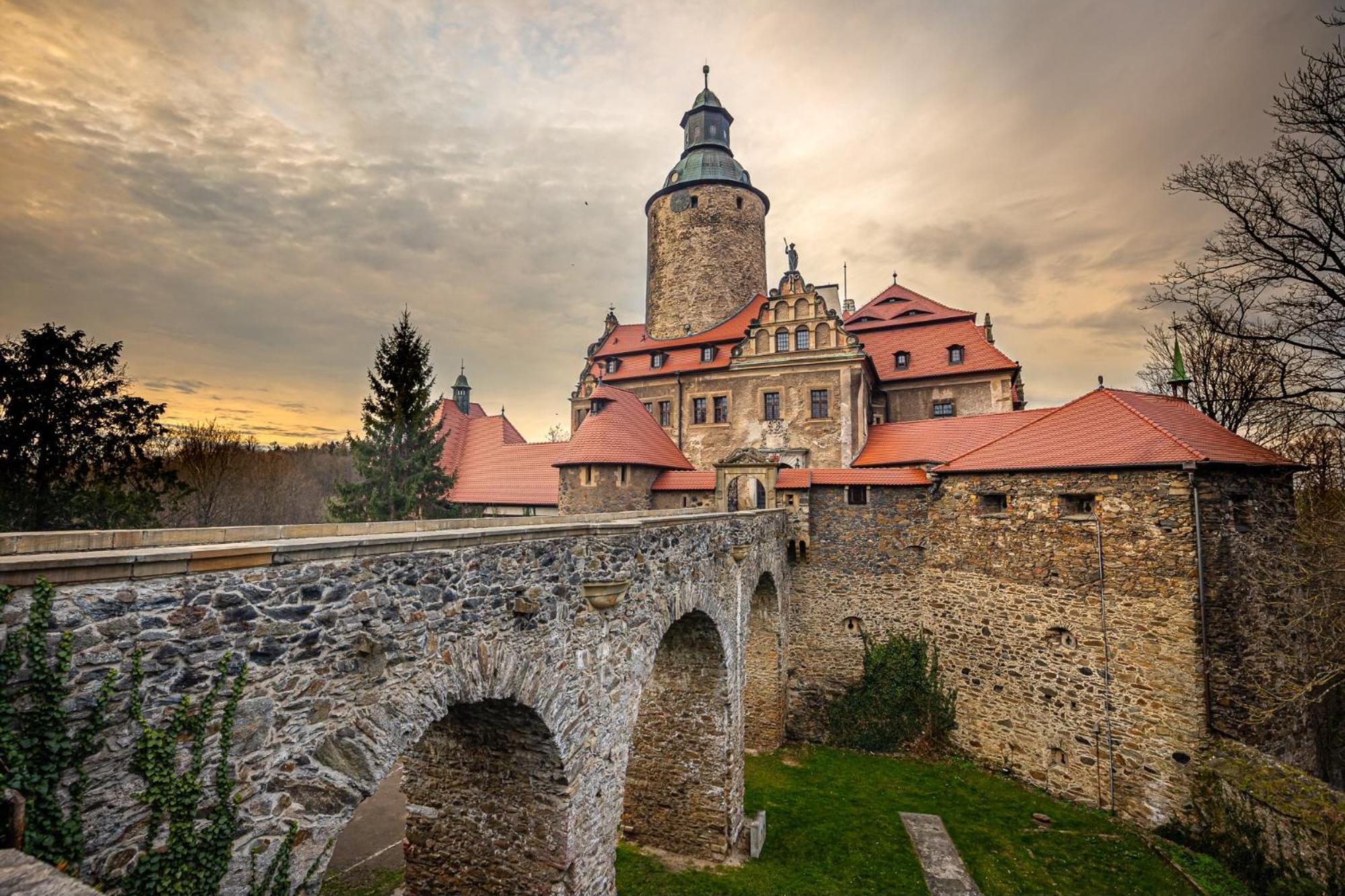 Zamek Czocha Aparthotel Leśna Exterior foto