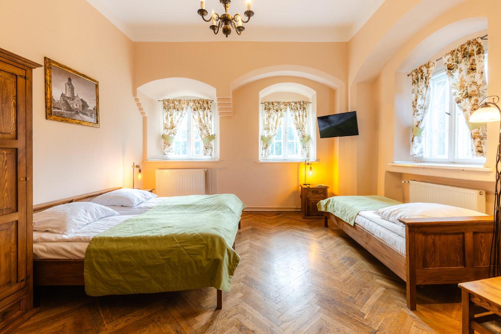 Zamek Czocha Aparthotel Leśna Exterior foto