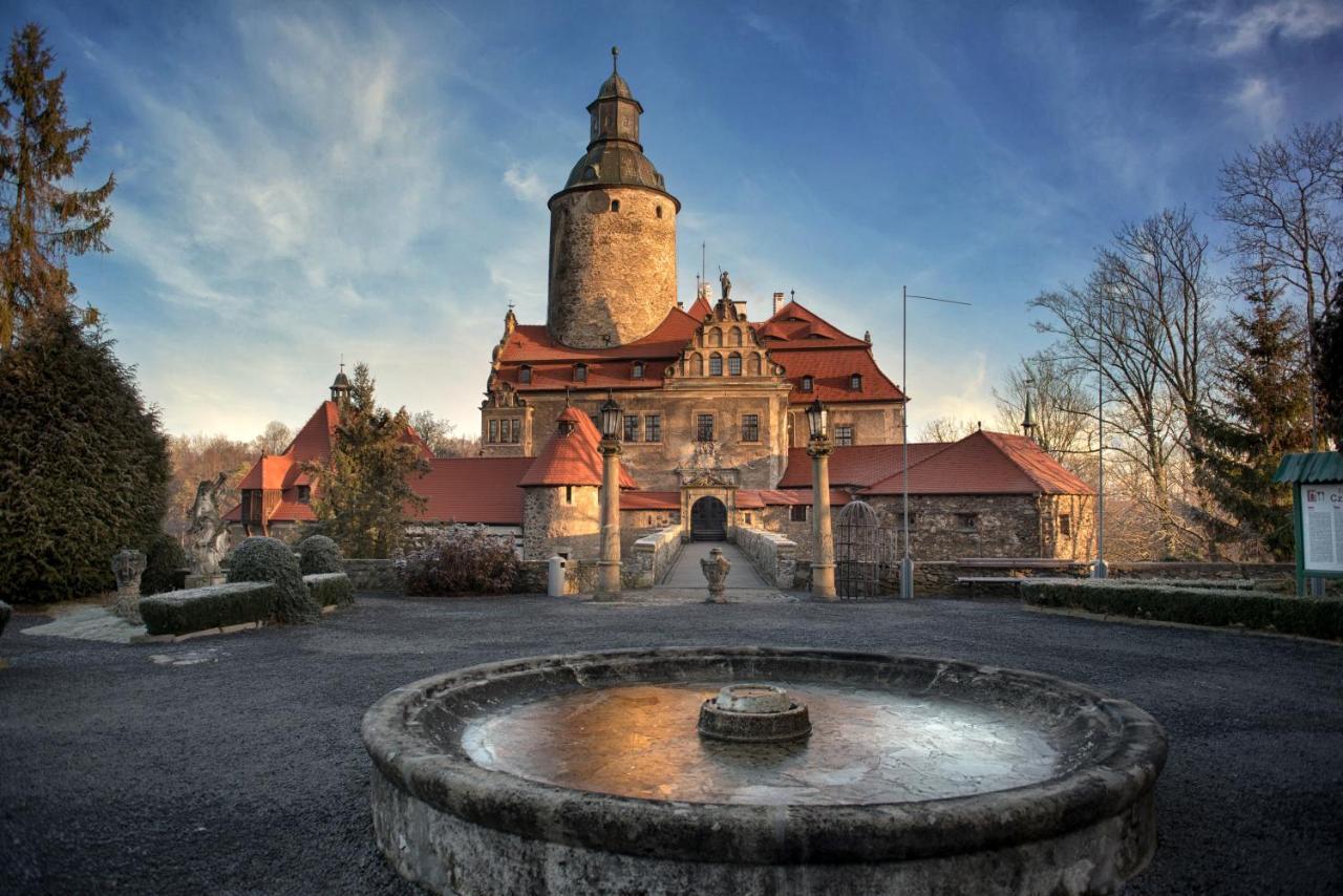 Zamek Czocha Aparthotel Leśna Exterior foto